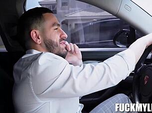 Single Vivianne Desilva Wants Dick From Peter Green!