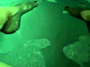 Bbw intensely shows her big ass and fat pussy in the homemade bath