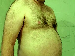 Does nude Martin Lavallée masturbate and eat his cum?