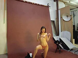 Melena Maria Rya nude backstage