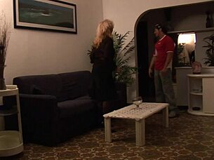 Sexy hot porn amateur reaches orgasm from anal and blowjob