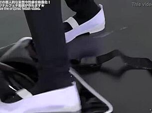 i have a crush on b, but it's just a fetish