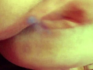 i'm watchin this teen prostitute blinkin her pink ass and havin orgasm