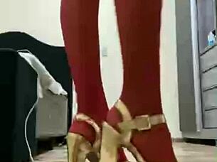 Wow, bia hot morena asks for foot massage while naked