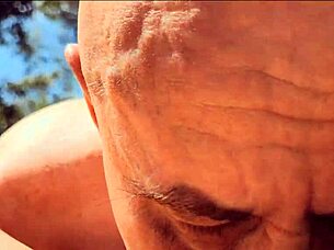 아가라바스와 올프르 비치에서 누디스트 판타지 큰 자지 액션