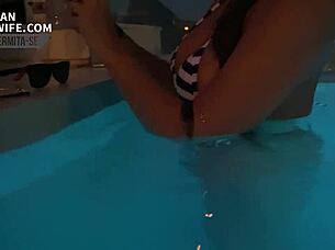 Falando putaria no ouvido do corno safado 😈