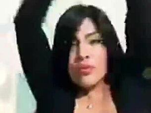 Melany Noa Premiando A Sus Seguidores