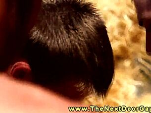 Muscular studs enjoying group sex 😏💪