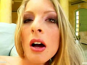 Cayenne fingers herself in gonzo solo masturbation