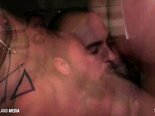 i am gritty the submissive gay twin