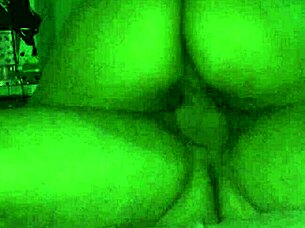 me follo la maestra de mi hijo y la grabo cabalgando con su enorme culo latino