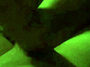 My wife gives me a happy handjob 😊