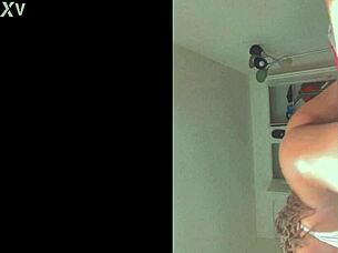 Who is this ebony woman on webcam?