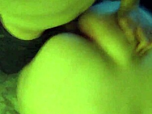 Sexy redhead takes daddy's dick! 😏