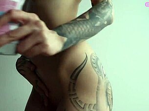 Oily Secretary Begs for Cock