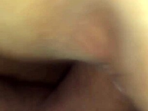 Metendo Gostoso: Mature Amateur Enjoys Intense Anal and Oral Pleasures