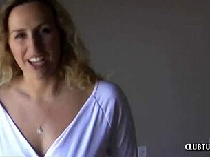 Joey Lynn's pussy is so wet right now