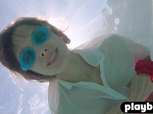 i adore latina teen alina lopez posing naked with huge ass