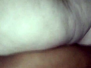 Handling a BBW Latina with creampie