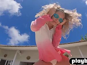 i adore latina teen alina lopez posing naked with huge ass