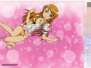 Kousaka Kirino strip in Arkanoid gameplay