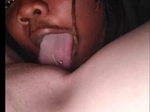 ebony slut squirts from tongue on pussy