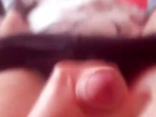 i'm wanking and cuming so hard