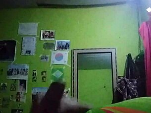 Is This Cute Guy Cumming Too Soon, Or Just Having Fun?