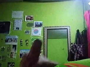 Is This Cute Guy Cumming Too Soon, Or Just Having Fun?