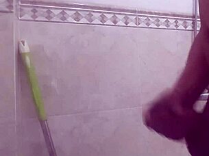 guy sucks cock to relieve his boredom