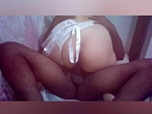 Recording My Aunt Secretly in the Countryside.