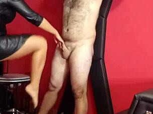 spanking on the cross of san andrés? bdsm femdom action