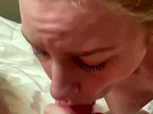 Homemade blowjob ends with facial cumshot