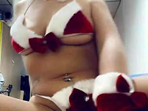 xmas bunny solo play with big tits fingering 😏