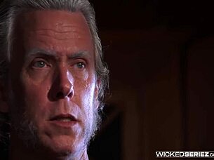 Jazy Berlin And Skin Diamond In Avengers Vs Xmen Xxx Parody Scene 5