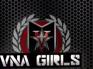 Deauxma's Bed-Wetting Cougar Shoots Cunt Cream