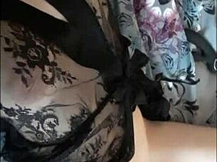 i'm sliding this glass dildo into my wet pussy