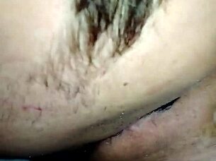 bbw amateur gives oral blowjob in casual homemade setting