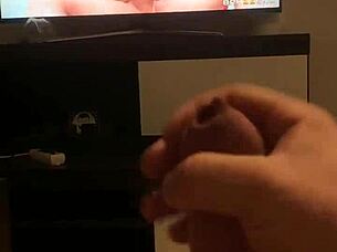 Handjob with Victoria June leading to cumshot 😏