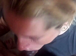 De la boca a la cola