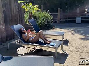 Vanessa Sky's hungry box craves deepthroat and rimjob in pickup doggystyle