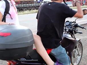 Big tits creampie in the car