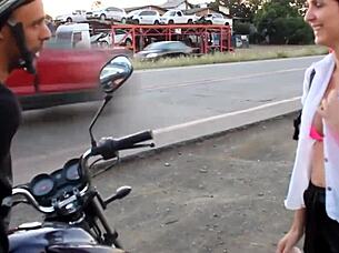 Big tits creampie in the car