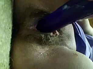 Milf Mommy Dildoing Herself Wet With Toys