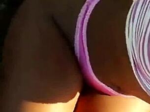 I love ebony sluts twerking in panties