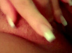 gostosa se masturbando - parte 2