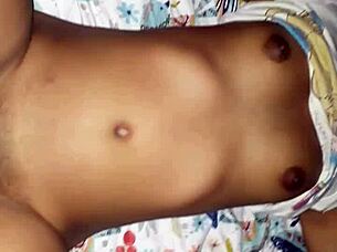 i feel him enter deep into my pussy on the bed edge, creampie in missionary