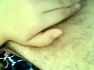 Check out this gordita touching herself to orgasm