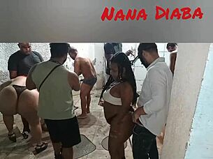 Nicoli Fox and Bárbara Lioness in Chubby Couple Action