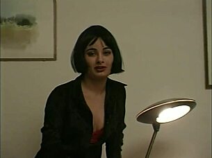 I want your wet pussy in this 3some